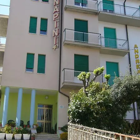 Canapini *